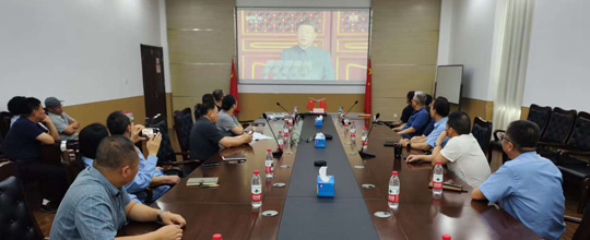 6686体育党总支集中观看抗战胜利80周年阅兵仪式