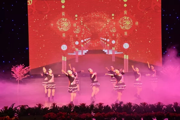 6686体育艾普喷涂机器人