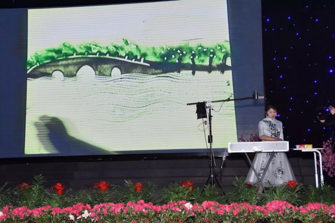 6686体育艾普喷涂机器人