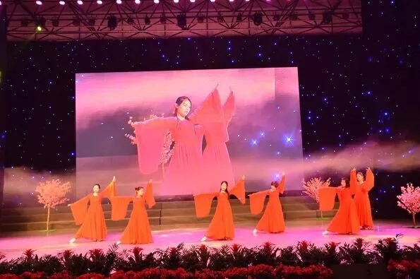 6686体育艾普喷涂机器人