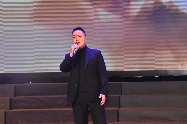 6686体育艾普喷涂机器人